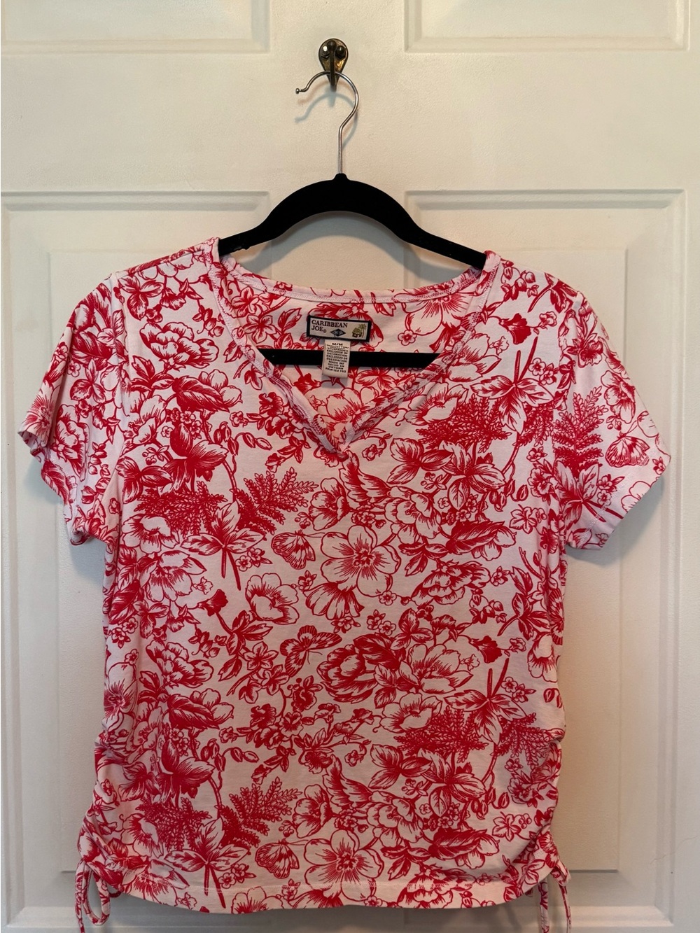 Caribbean Joe White & Red Floral V-Neck Short Sleeve Tee
